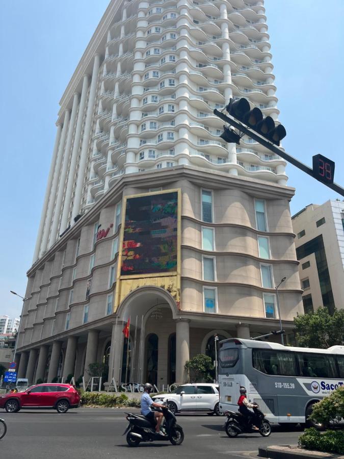 Can Ho Trung Tam Quan 3 Terra Royal Ho Chi Minh City Exterior photo